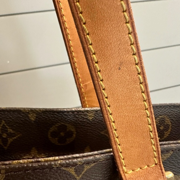 Authentic Louis Vuitton Monogram Vavin GM Shoulder Tote Bag - Picture 8 of 9